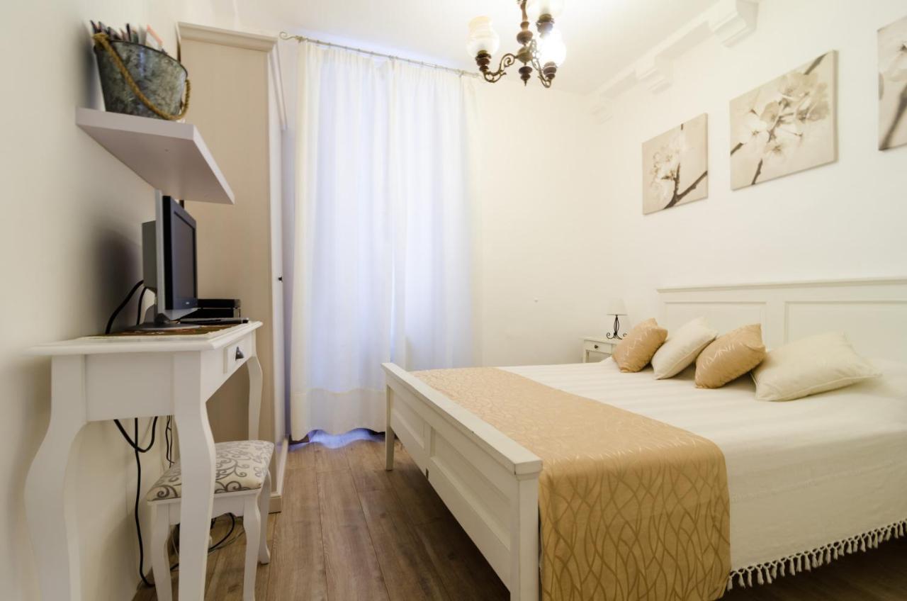 Charming In Old Town Gjestgiverier Dubrovnik