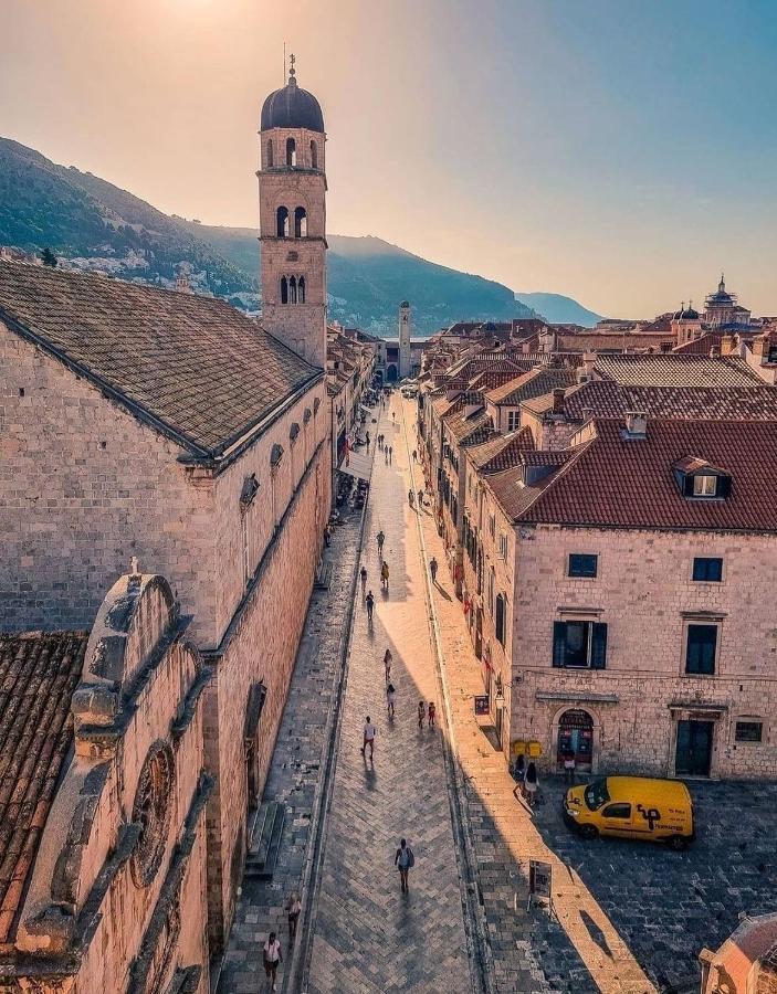 Charming In Old Town Gostinjska kuća *